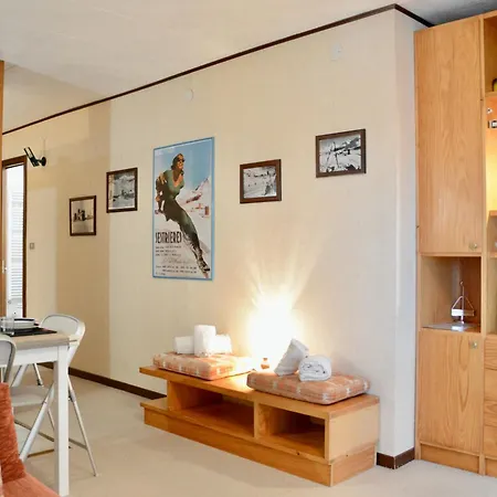 Hostdomus - Royal View Apartment Sestriere